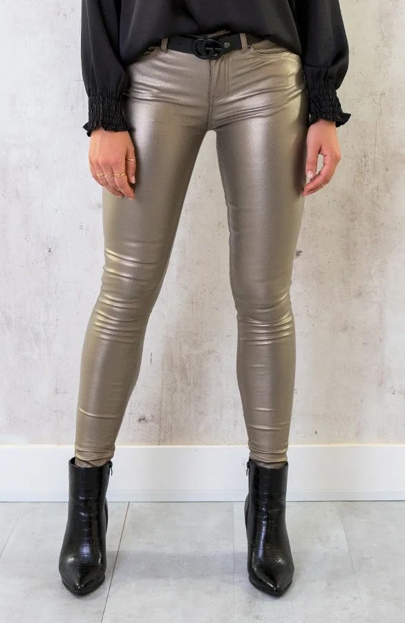 Coating Jeans Metallic Gold | fashionmusthaves.nl | The Musthaves (NL)