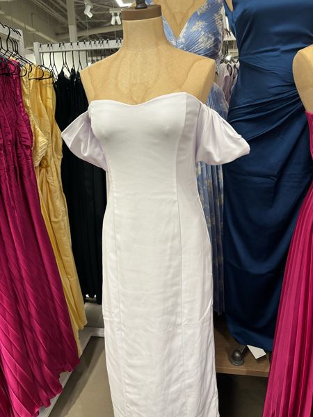 White dress. 

#LTKSeasonal #LTKstyletip