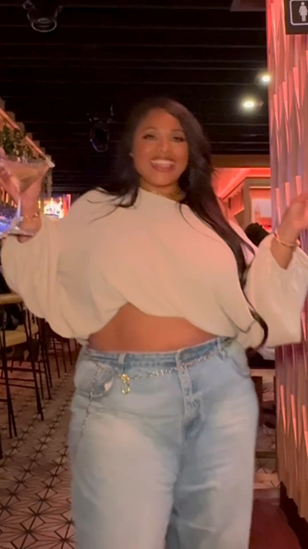 Ladies night. I’m wearing fashion nova jeans and a top from a Amazon top that I will link. 