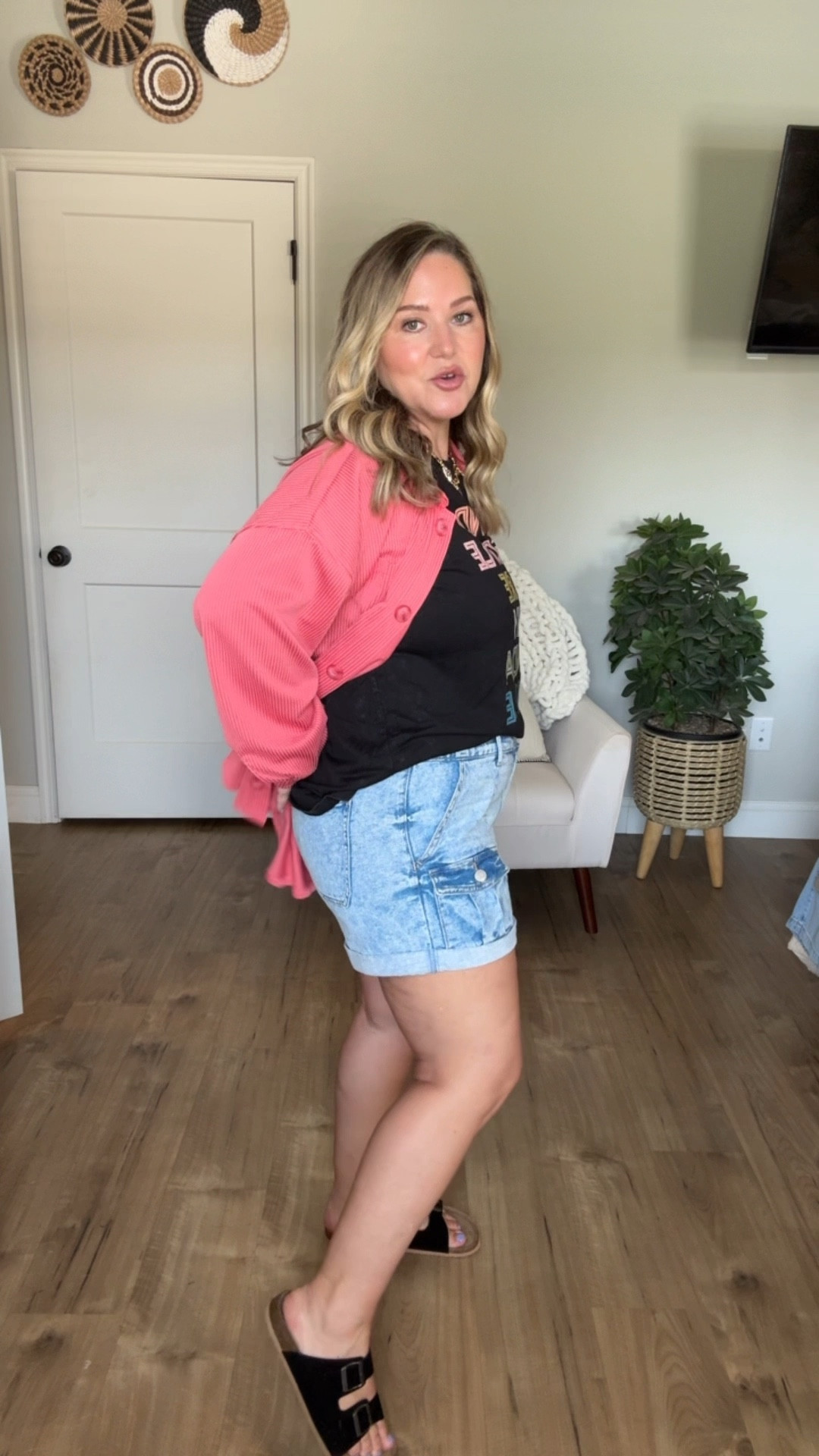 Shacket and tee size large
Shorts size 14
Shoes tts 

#LTKOver40 #LTKPetite #LTKMidsize