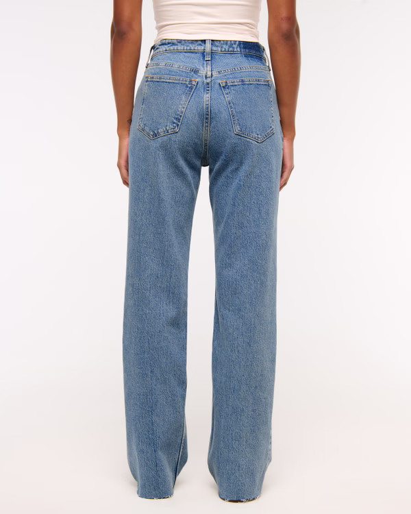Curve Love High Rise 90s Relaxed Frayed Hem Jean | Abercrombie & Fitch (US)