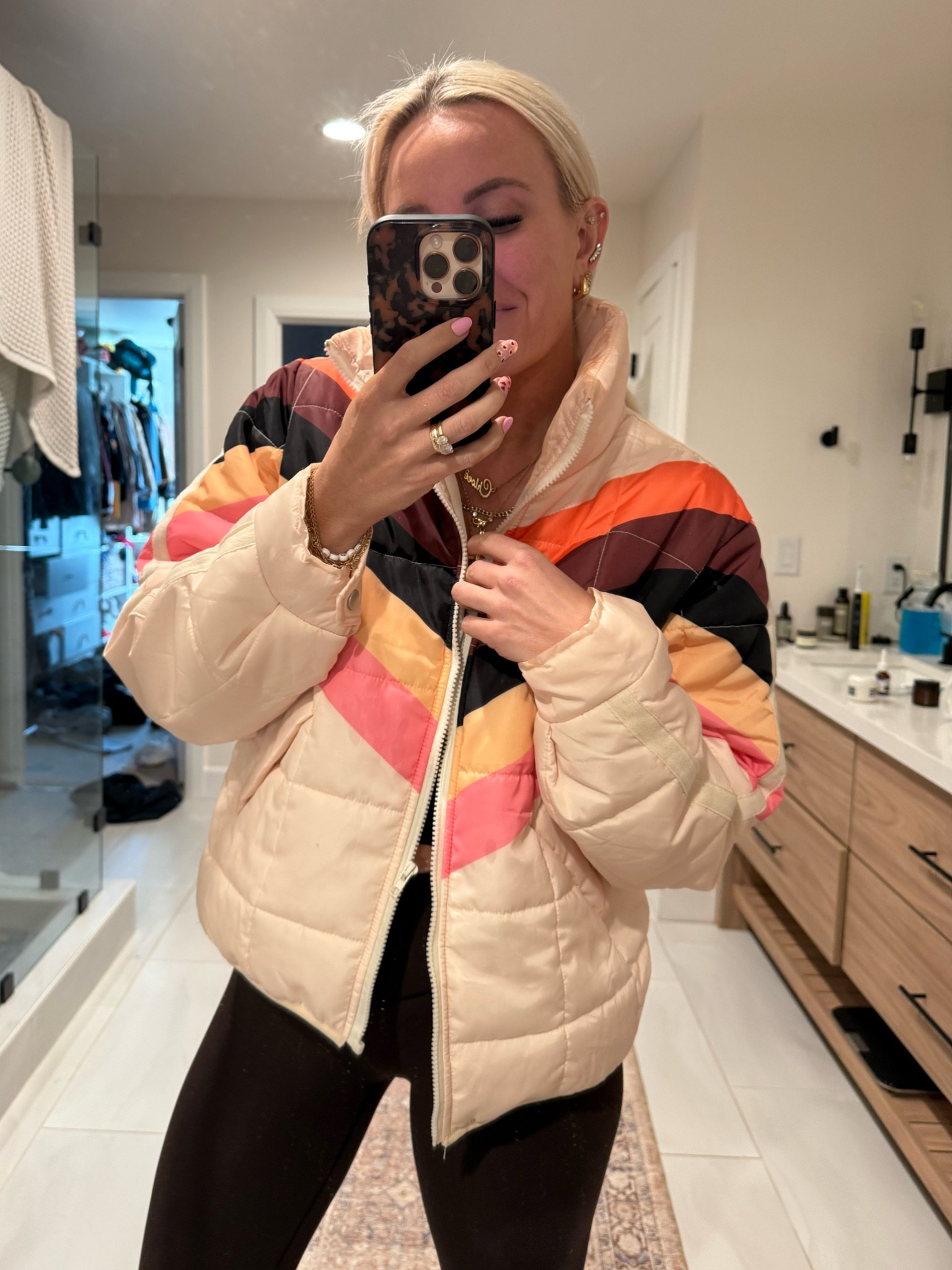 Amazon puffer jacket size M