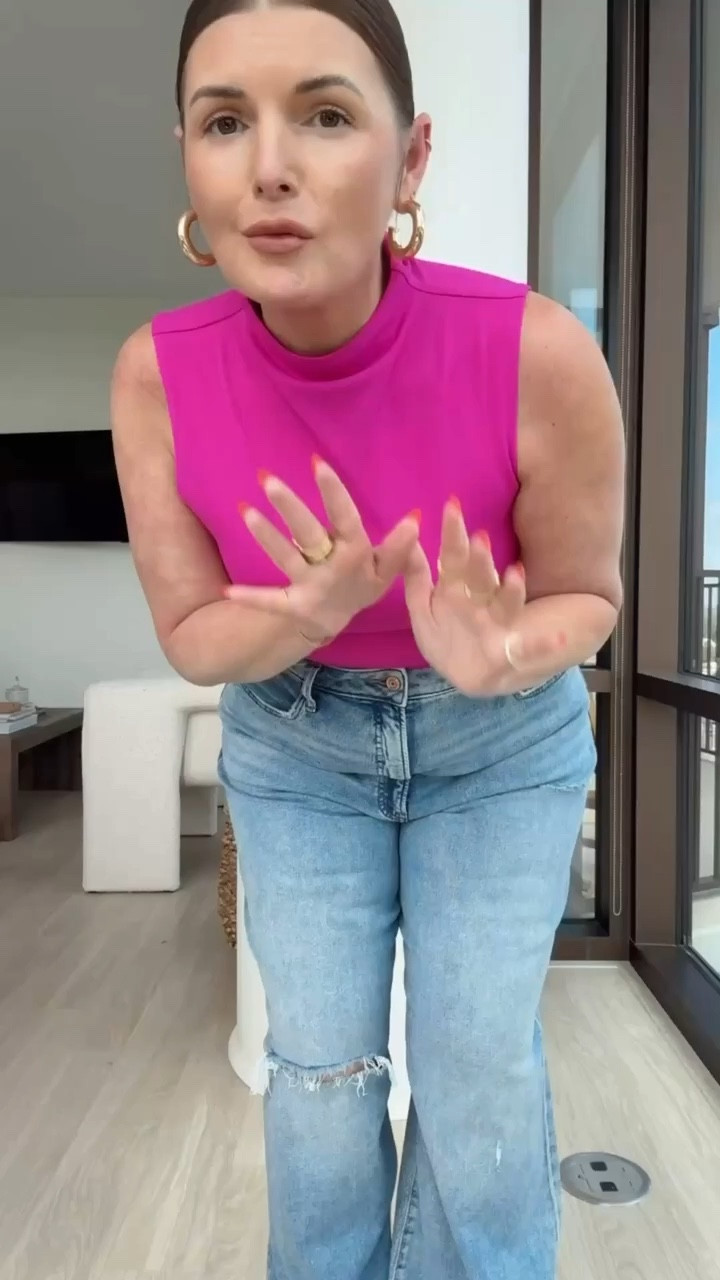 Spring outfit 
Relaxed denim 

#LTKSeasonal #LTKActive #LTKootd