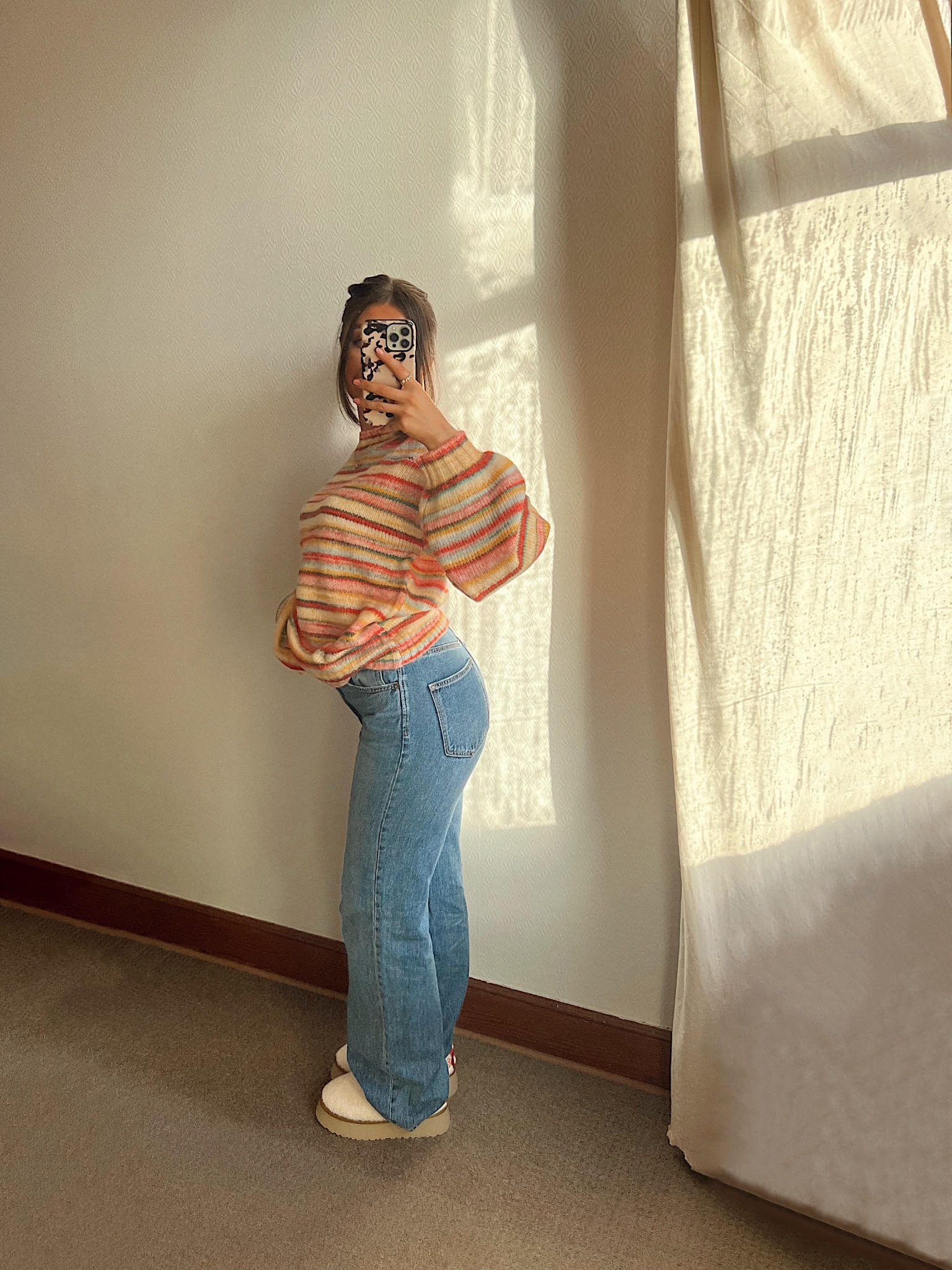 Jeans in the pic are Stradivarius 90s dad jeans but the exact ones are sold out so I’ve tagged similar🧡


#LTKshoecrush #LTKSeasonal #LTKstyletip