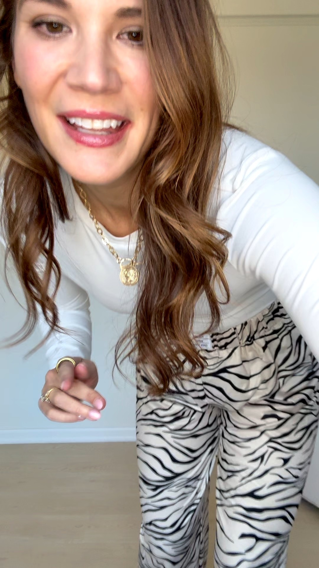 GUYSS! I loved this pair of elastic waistband pants so much that I had to get a different print! The zebra print is surprisingly easy to style and they’re sooo comfortable! Comes in tons of different prints.

Women’s pants, trousers, casual style, cozy vibes, Amazon 

#LTKTall #LTKSeasonal #LTKootd