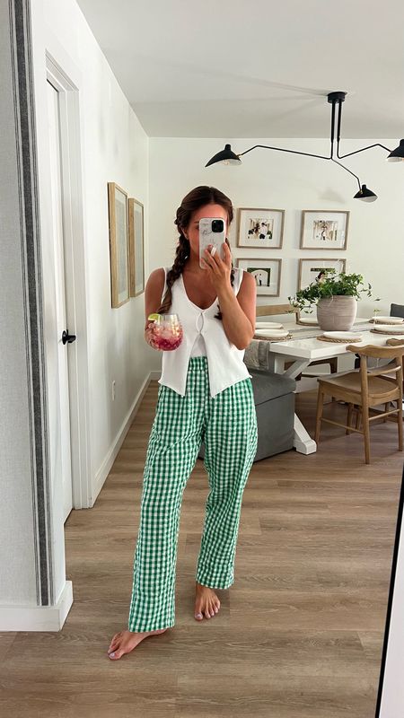 Amazon casual summer gingham pants outfit
In a small in everything 
#amazonfashion 

#LTKStyleTip #LTKFindsUnder50 #LTKSeasonal