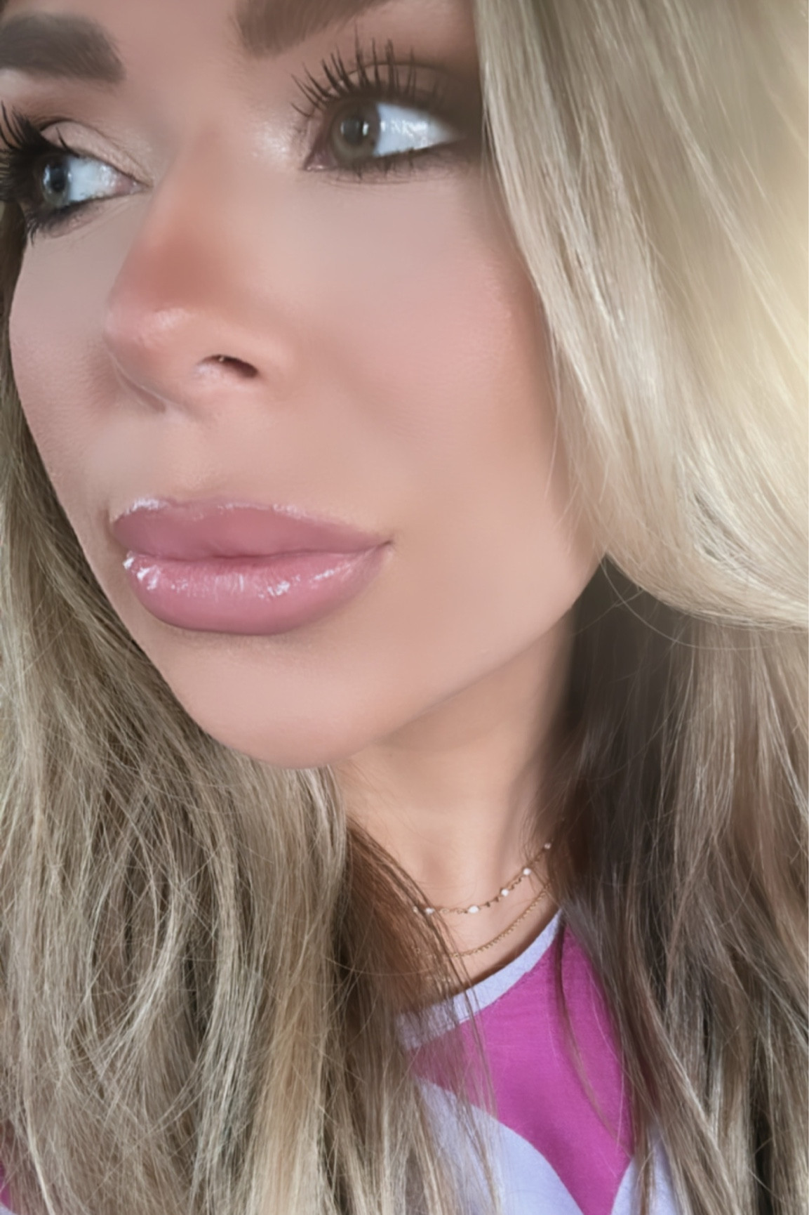 Fave lip combo

Lipliner shade: iconic nude
Lipstick shade: pure Hollywood
Lipgloss shade: daisy pink 

#LTKstyletip #LTKbeauty