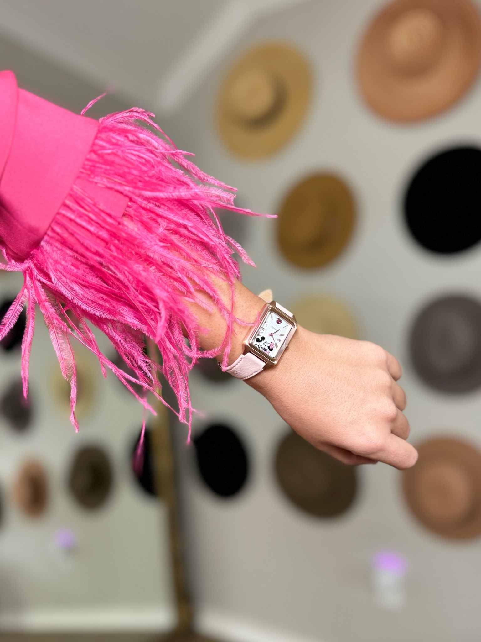 Literally the cutest mix between elegance and Disney 🥰🎀💕💅🏽 #fossilxdisney #fossil #disney 

#LTKstyletip #LTKMostLoved #LTKGiftGuide