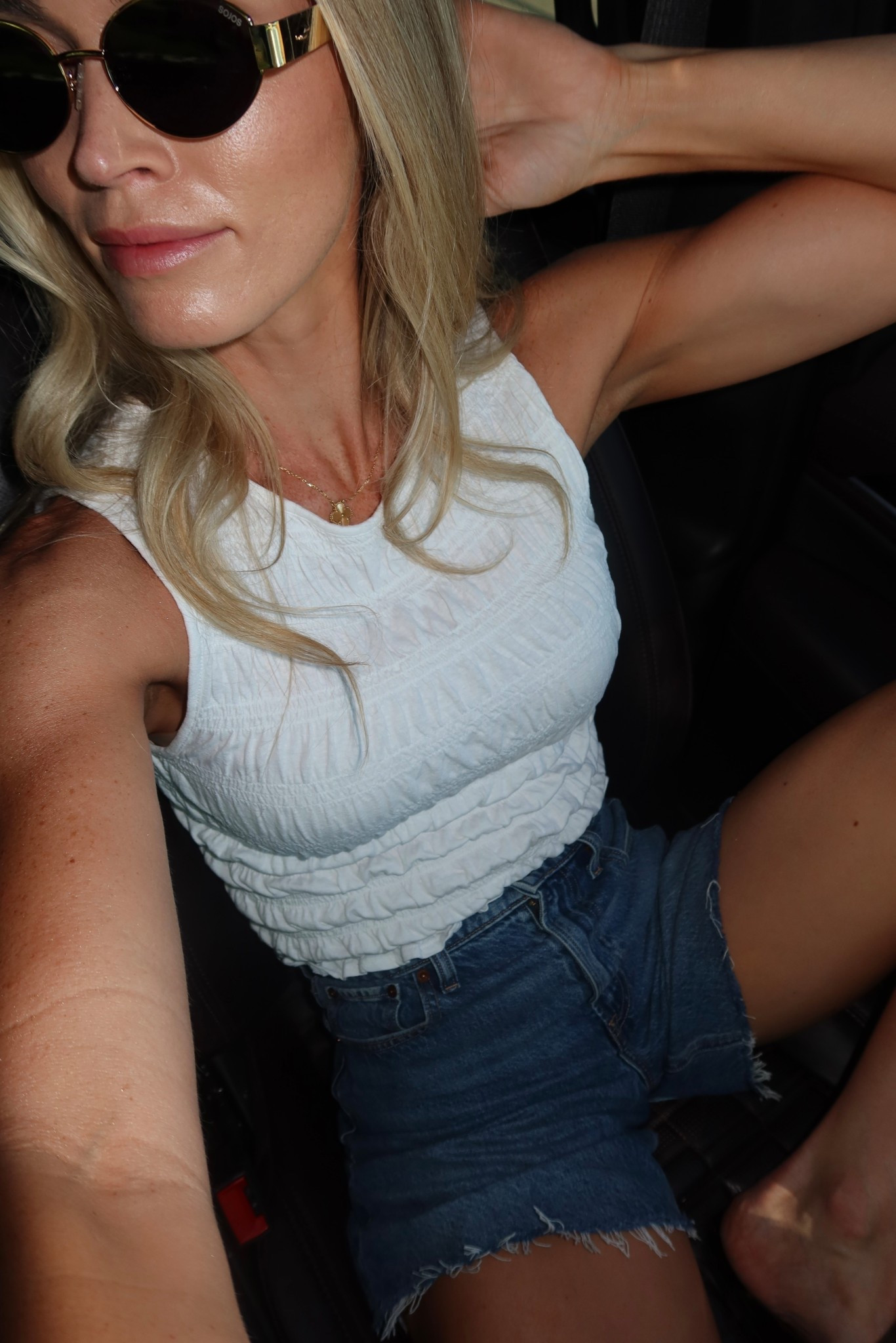 24 in shorts
XS top
Shoes run tts!
Glasses under $15


#LTKdayinmylife #LTKfitnessgoals