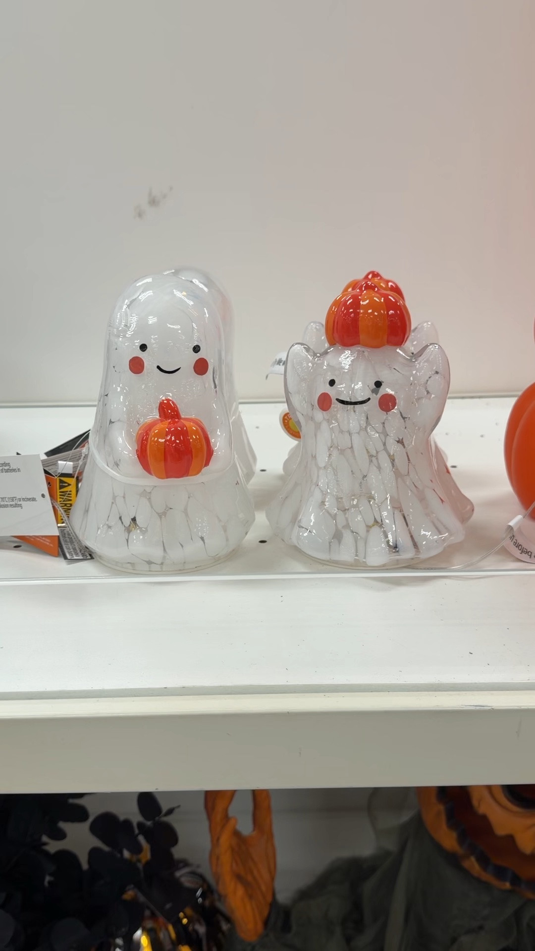 Cute little light up glass ghost figurine decor at @kohls ! #kohls Halloween fall finds

#LTKSeasonal