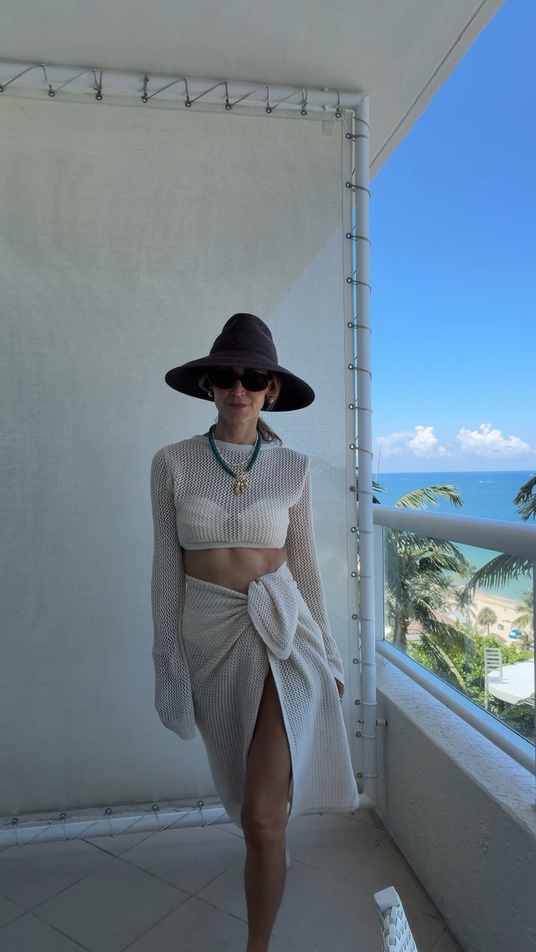 The amazon knit set I’ve been wearing for years 🤎 on sale right now!

Comment PRIME and I’ll send you all the links!

#LTKSaleAlert #LTKgrwm #LTKSwim