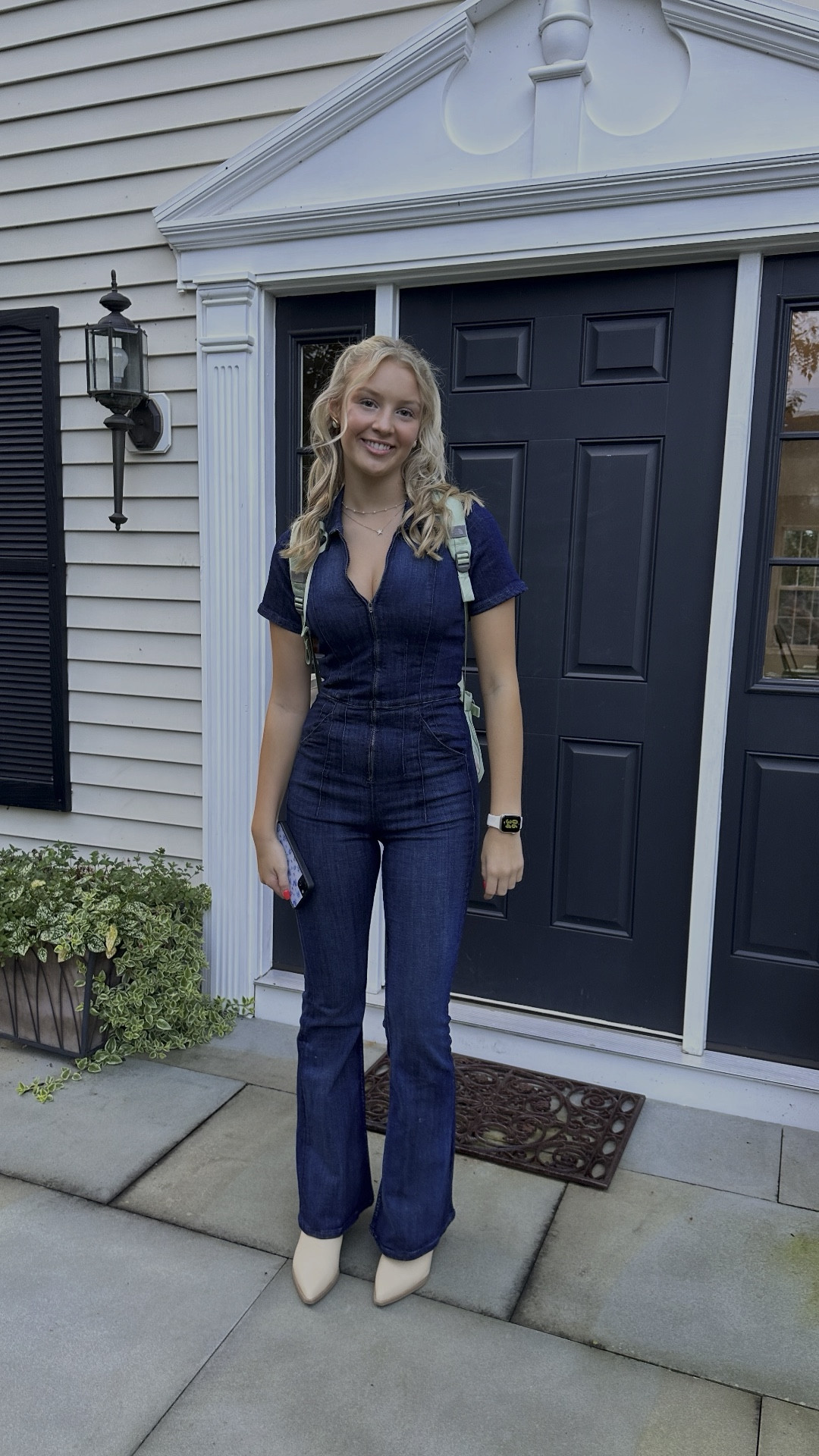 Denim jumpsuit from free people 


Free people, jumpsuit, fall outfit, fall outfits 

#LTKU #LTKFind