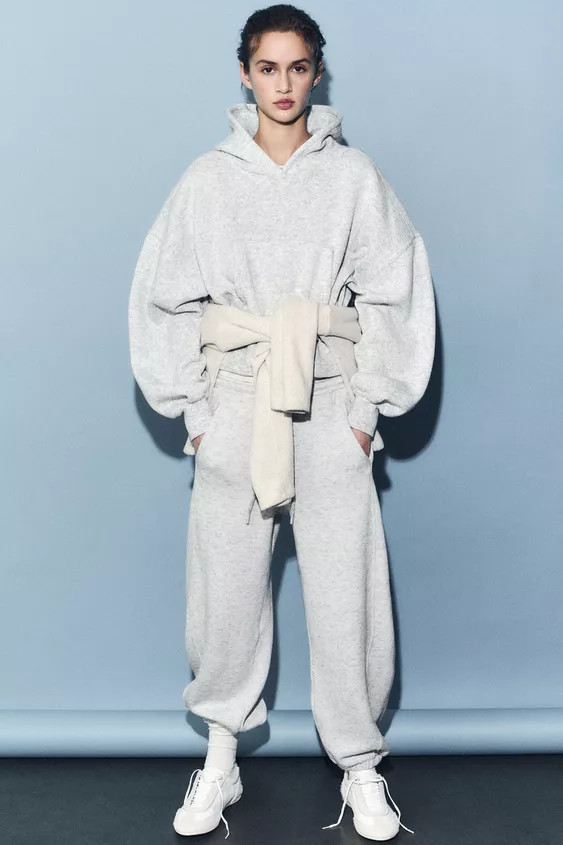 JOGGERS WITH SEAMS | Zara UK