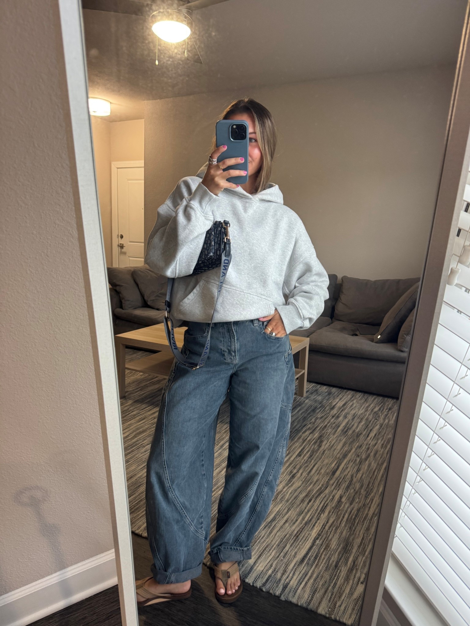 comfy outfit :) 

#LTKvlog #LTKdayinmylife #LTKootd