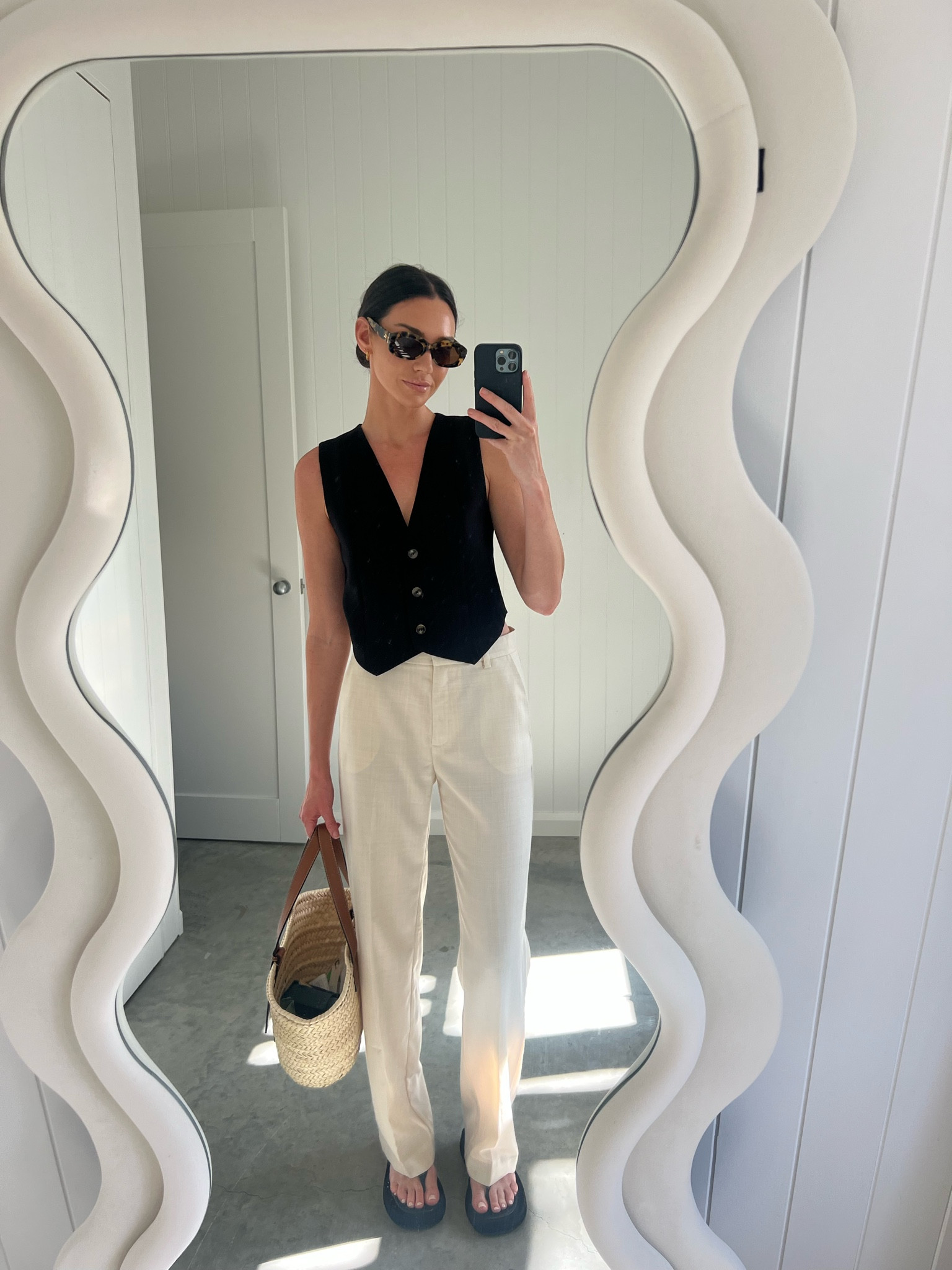 Todays pared back but chic look 🤍

#LTKSeasonal #LTKaustralia #LTKSale