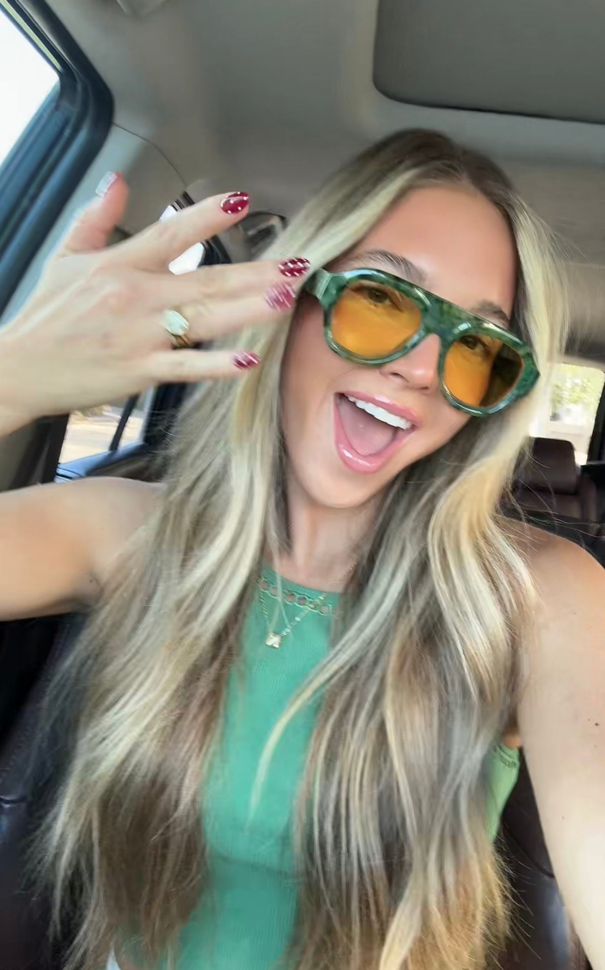 These sunnies are such a vibe! 

Not currently on prime but so cute and actually comfortable! Worth the wait for shipping 💚