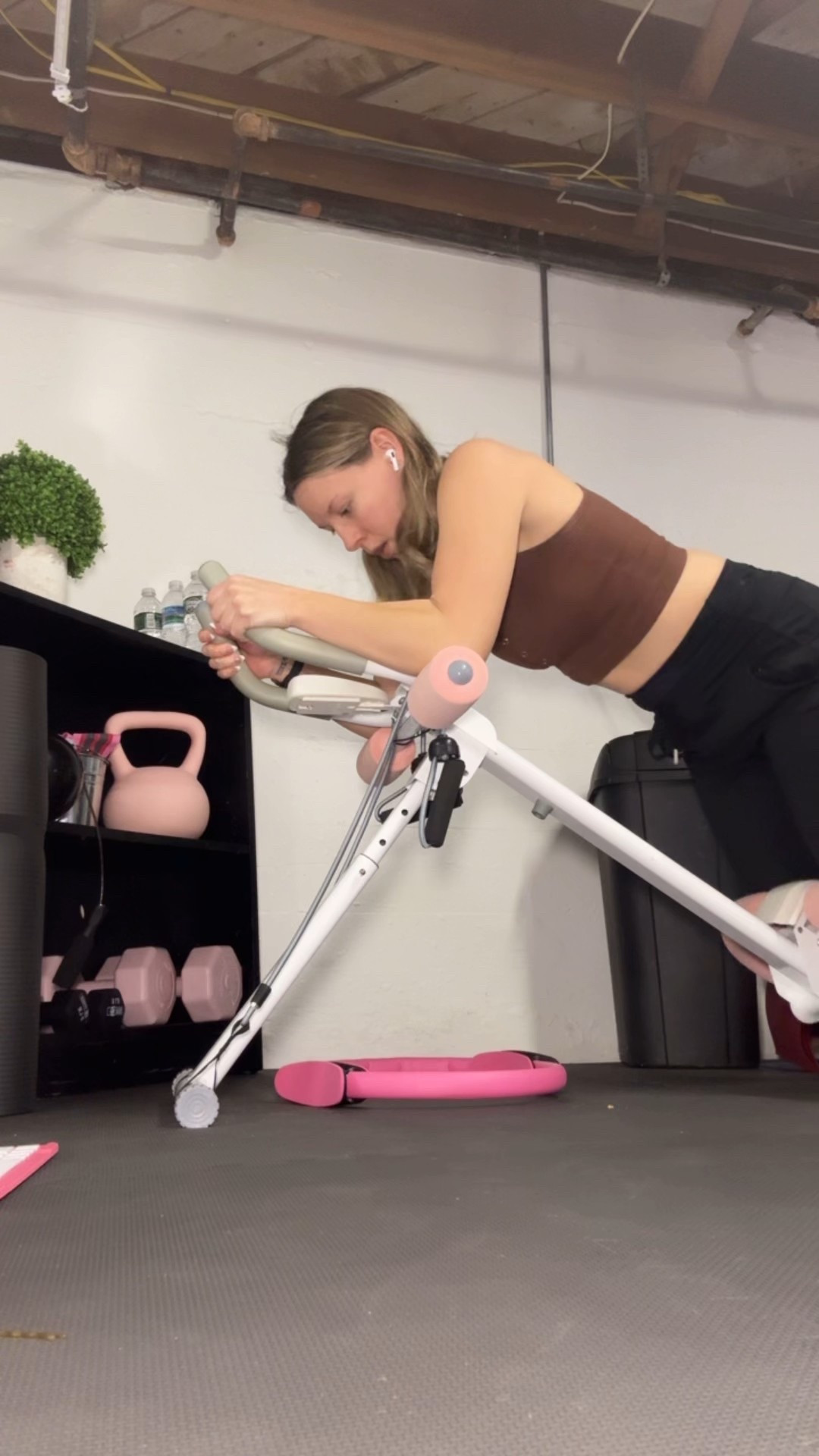 This machine has made my ab workouts so much better 👏🏻 
#gym #homegym #fitness 

#LTKActive #LTKmomlife #LTKFindsUnder100