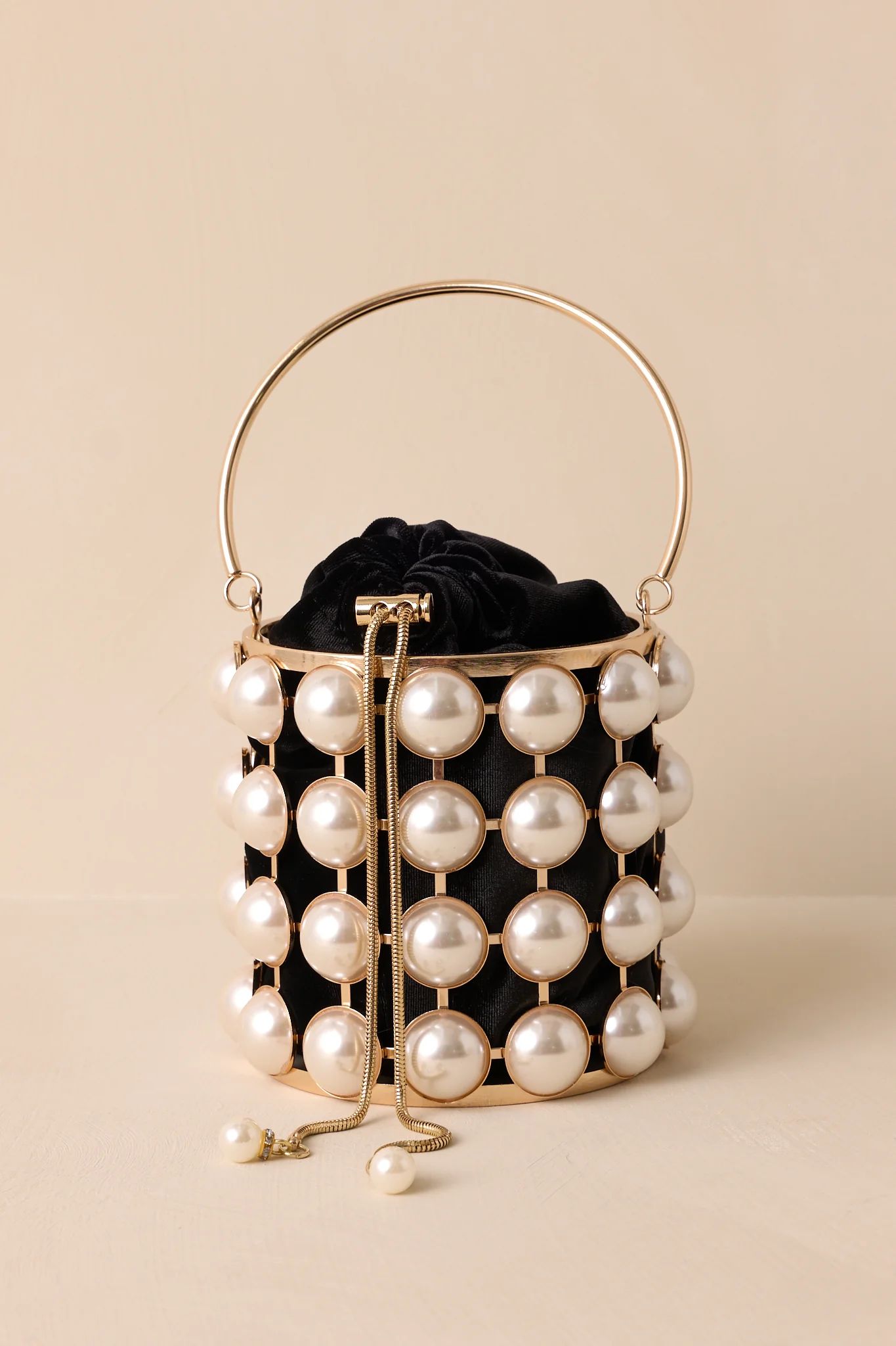 Chic Accent Ivory Pearl & Gold Embellished Clutch | Red Dress