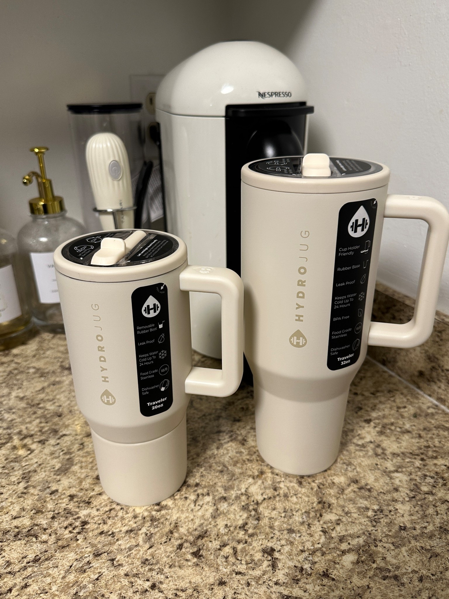 New Hydrojugs

#LTKSaleAlert #LTKFindsUnder50 #LTKTravel