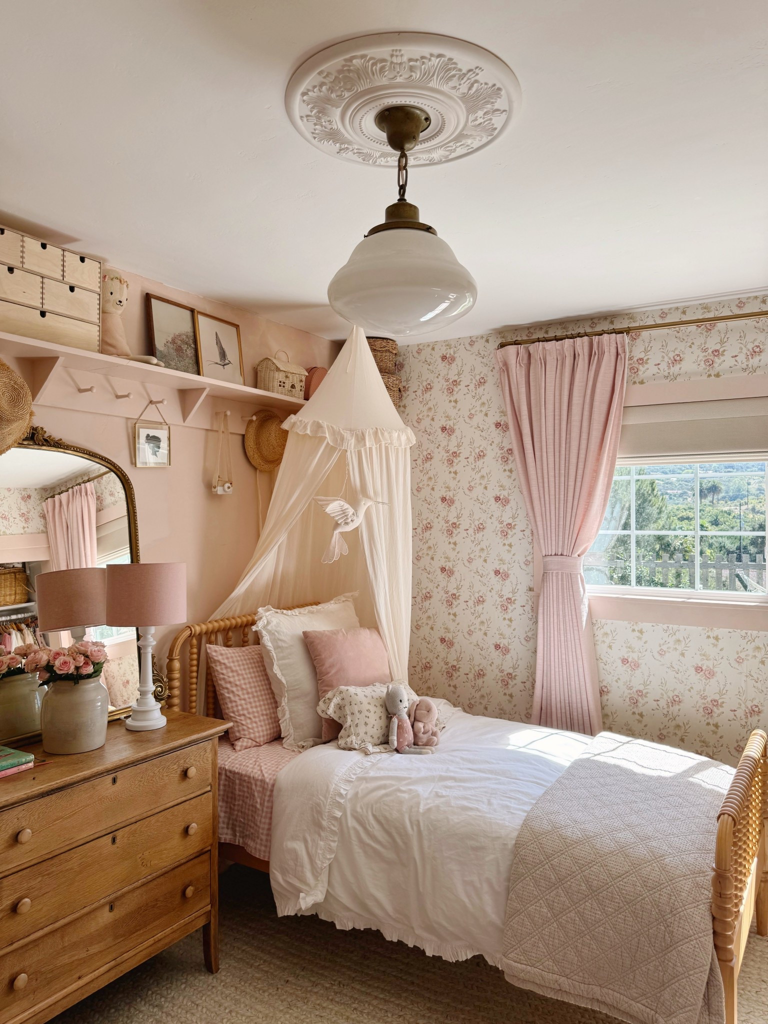 Love the curtains we put up in the girls’ room! Got the shade Pink Lemonade🥰💖

#LTKKids #LTKHome