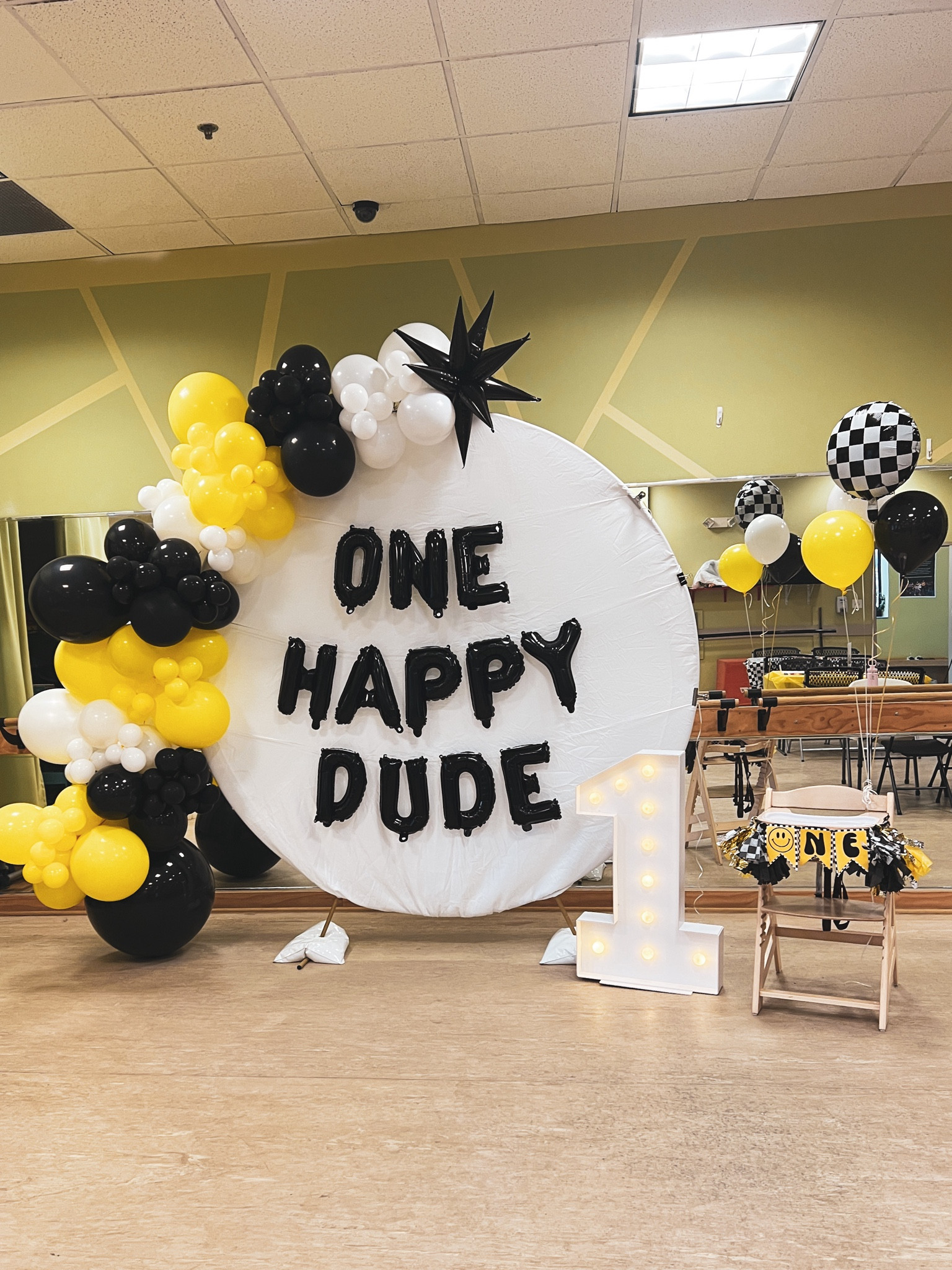 One happy dude themed birthday party, first birthday ideas

#LTKParties #LTKBaby #LTKKids
