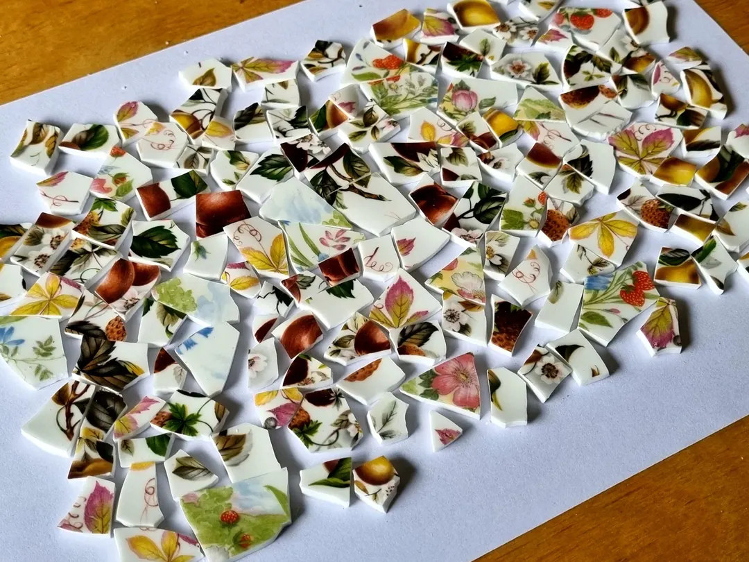 Floral English China Shards, Vintage Broken Plate Pieces, Porcelain Mosaic Supply, Cottage Craft ... | Etsy (US)
