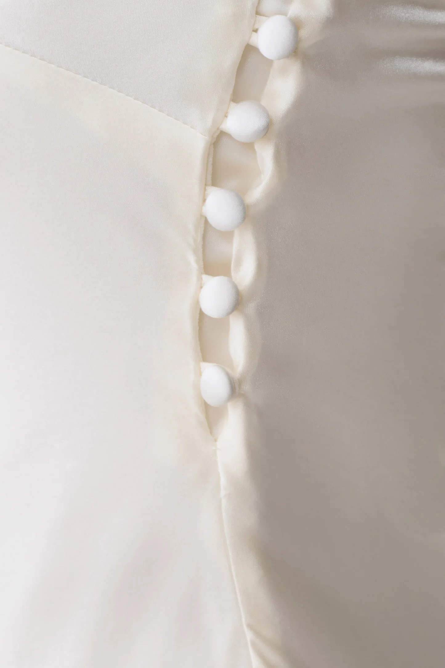 Kayla Silk Blend Strapless Asymmetric Top - Ivory | MESHKI US
