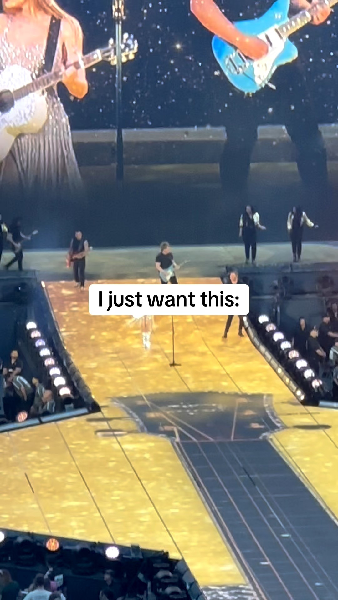 Started building this “just for fun” and suddenly I couldn’t stop—every tiny detail is so satisfying. Perfect for cozy nights, creative breaks, or gifting someone who loves a cute little project.

#buildingblocks #cozyhobby #creativefun #aestheticdecor #mindfulmoments

#LTKNYFW #LTKValentine #LTKdayinmylife