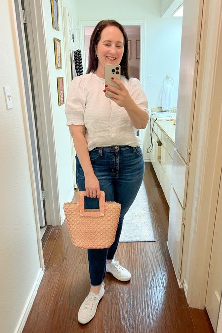 Love this classic jeans and white shirt look for summer!

#LTKSeasonal #LTKFind #LTKcurves