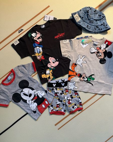 Recent cotton on order for Disney! Site is having a sale currently. Ollie’s a 2T! They have sooo much cute Disney stuff!!

Disney world, Mickey Mouse, toddler Disney, toddler pajamas, Disney ready, toddler bucket hat 

#LTKkids