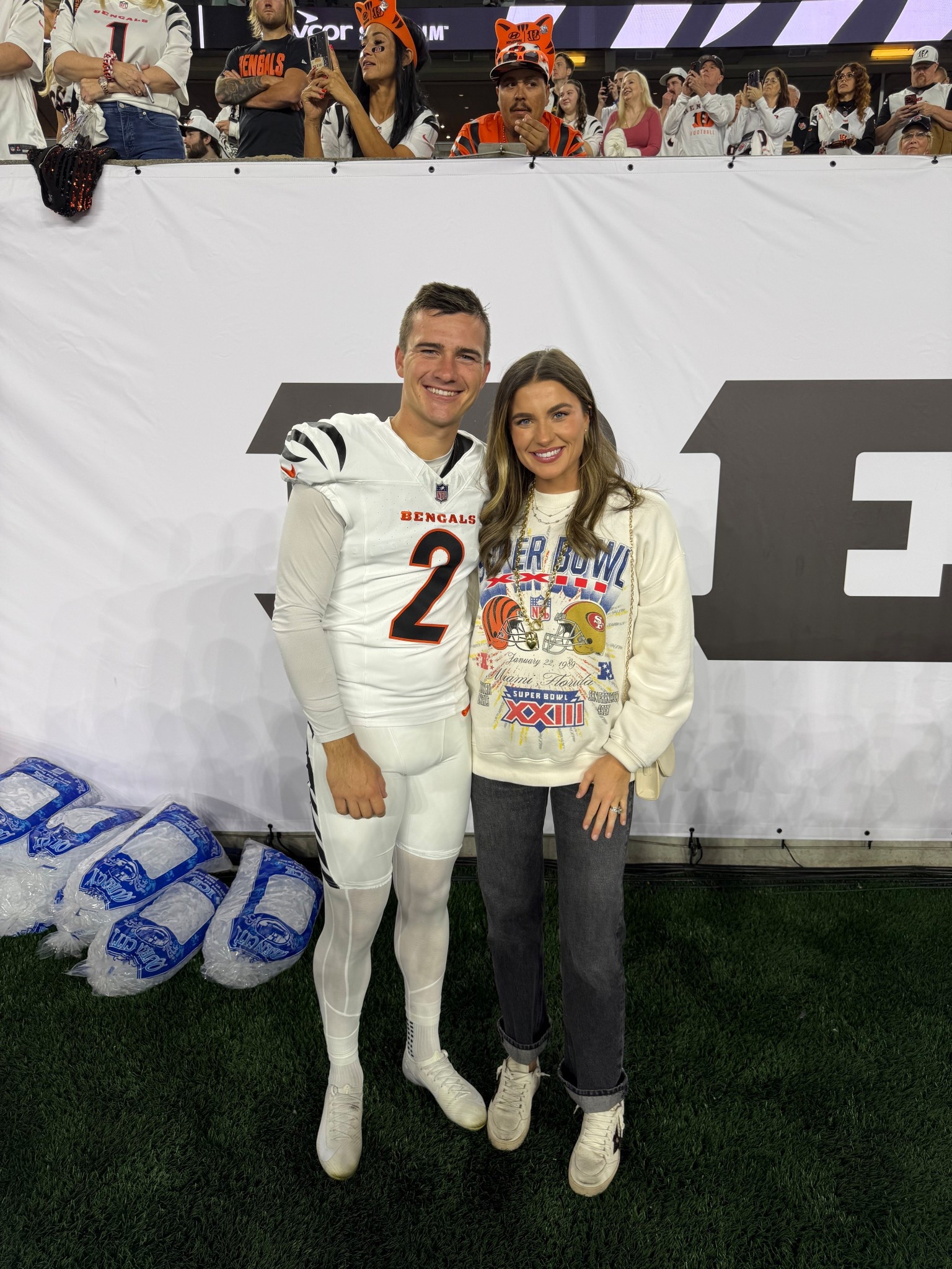 Game day fit for an incredible game! 👏🏻👏🏻👏🏻👏🏻😇😇😇

#LTKFamily #LTKStyleTip