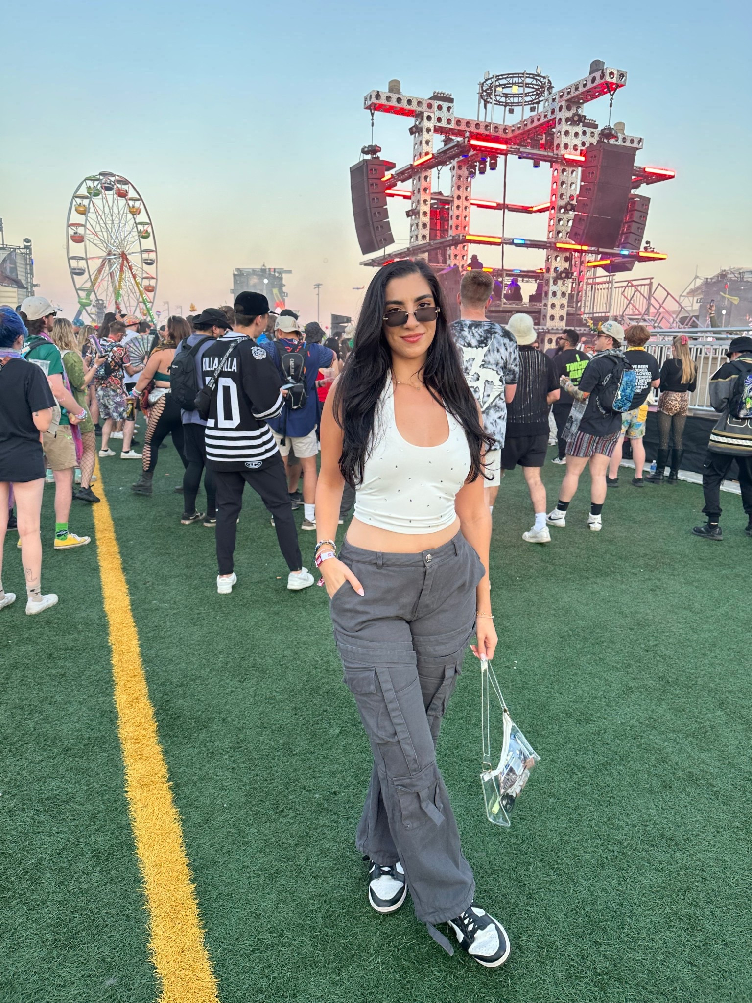 Concert outfit
Concert top
Concert look
Cargo pants
Rhinestone halter top