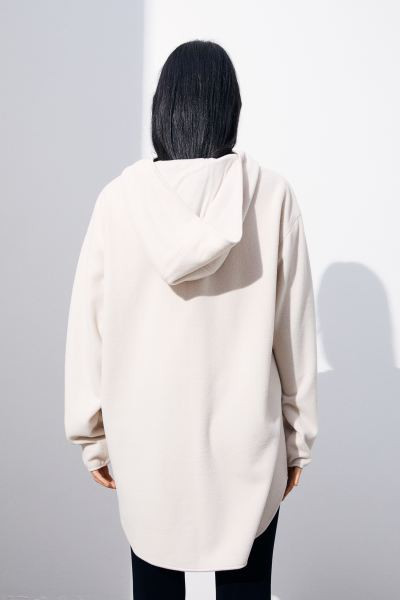 MAMA Oversized fleece hoodie - Natural white - Ladies | H&M GB | H&M (UK, MY, IN, SG, PH, TW, HK)