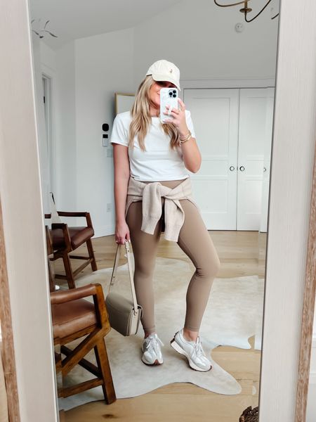 Spring Capsule Leggings Outfit Idea
Amazon Leggings - Size Down 1
White Tee - size up wearing XL 


#LTKstyletip