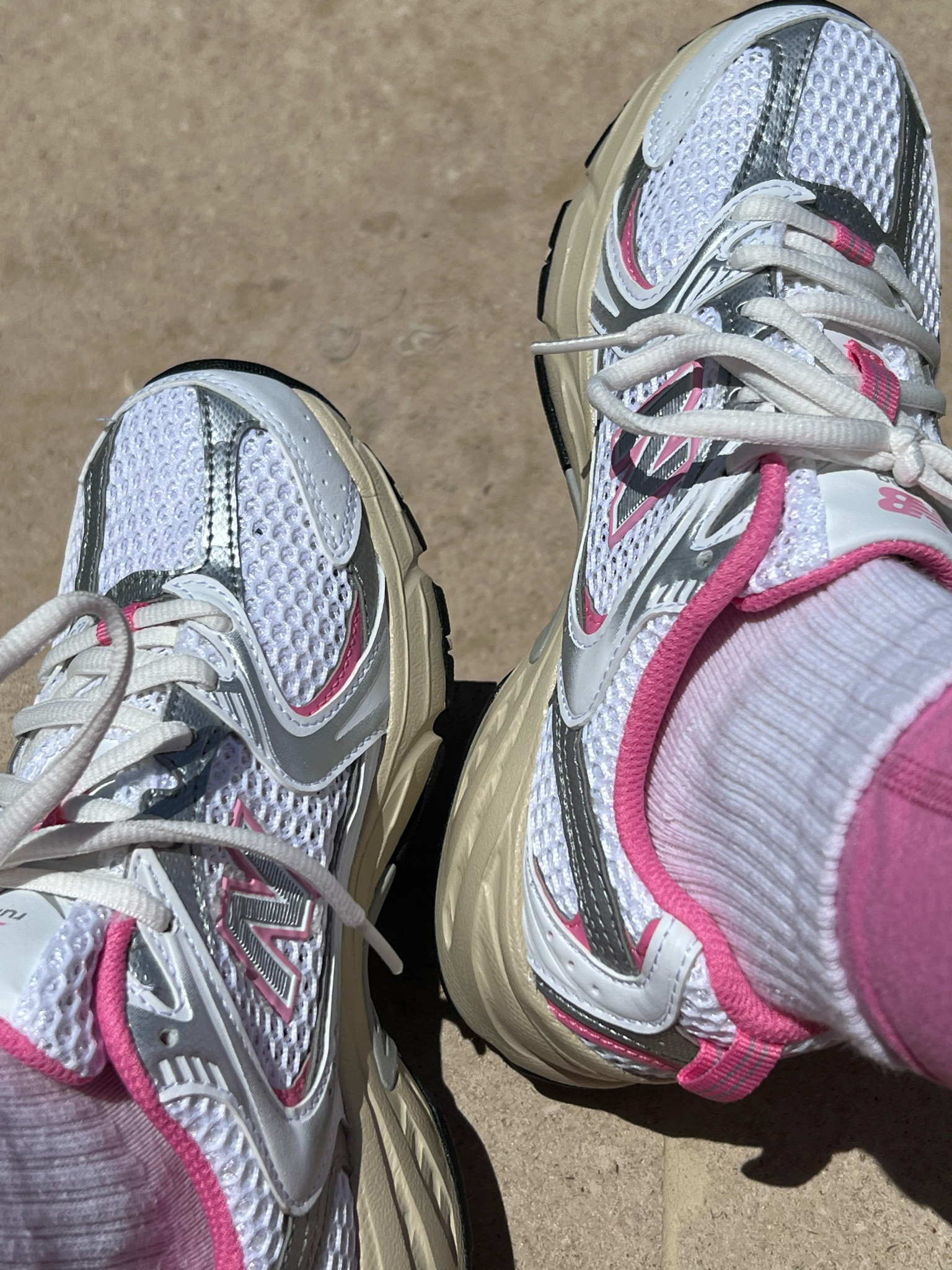 Pink New Balance Sneakers 🩷

New Balance Sneakers | New Balance 530 | Pink Sneakers | Shopbop | Farfetch | Free People | Urban Outfitters | Neutral Sneakers | White Sneakers | Athleisure | Lifestyle Sneakers | Athletic Sneakers | Trainers | Neutral Shoes | Everyday Sneakers | Dad Sneakers | Running Shoes | Ankle Socks | Beyond Yoga | 

#LTKShoeCrush #LTKFitness #LTKStyleTip