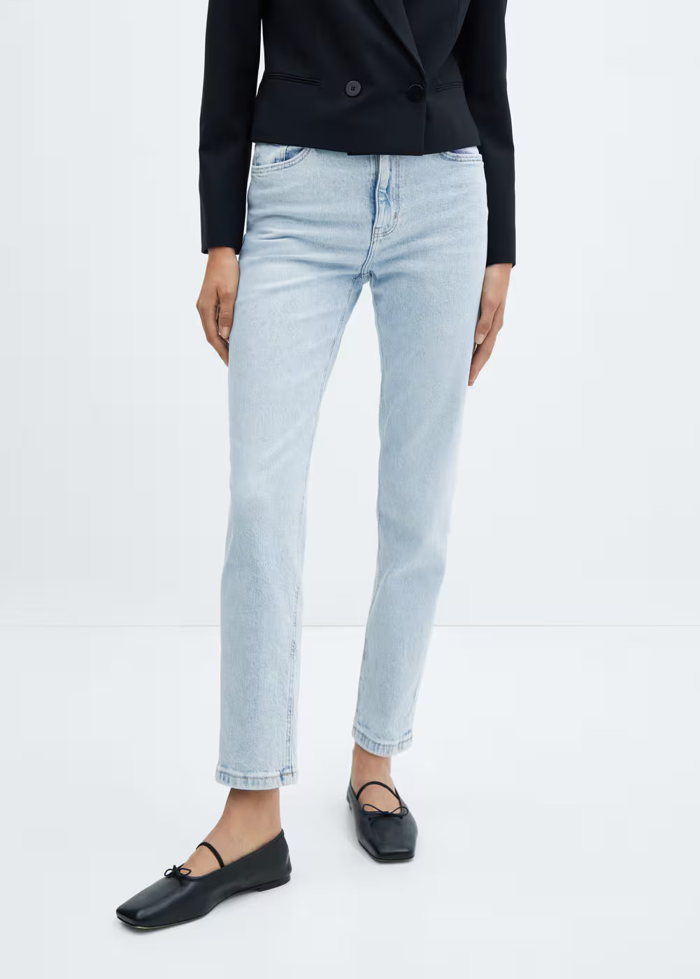 Mom comfort high-rise jeans | MANGO (UK)