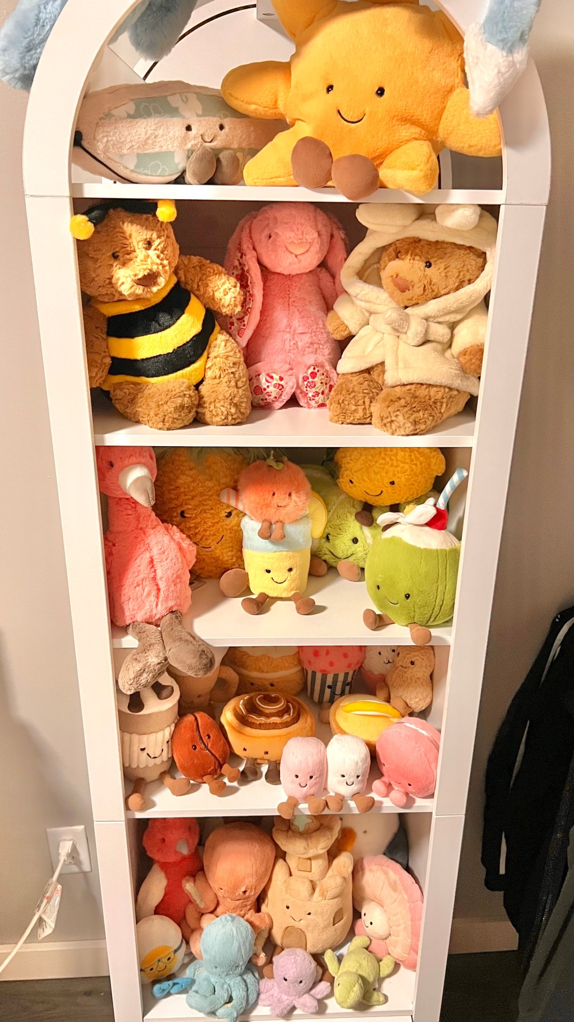 Jelly cat shelf linked! 🌟🩷

#LTKSpringSale #LTKdayinmylife #LTKHome