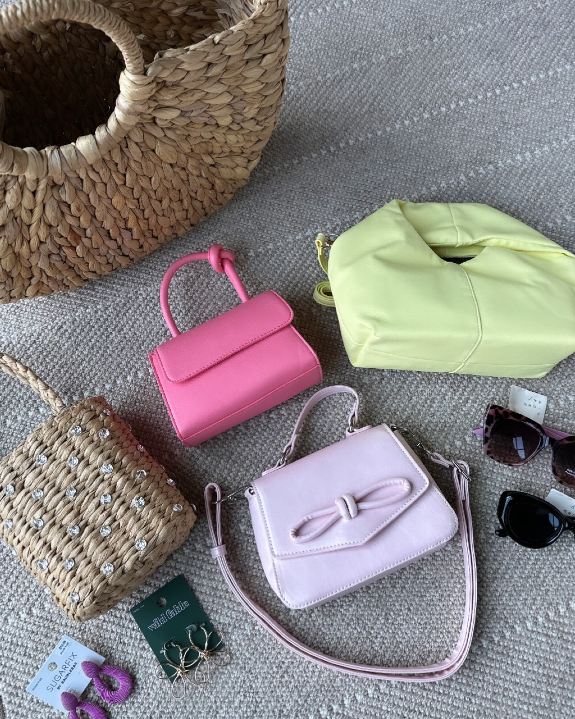 Shop all the Target accessories I got for spring 🌸☀️🤍  

#LTKfindsunder50 #LTKstyletip #LTKSeasonal