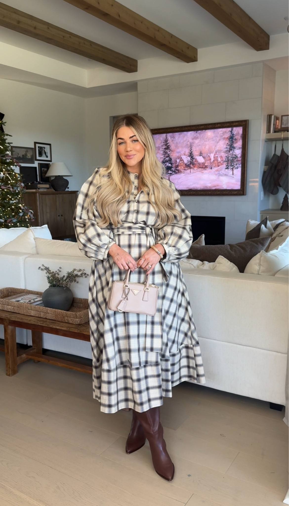 Zara dress cute for winter! Would be nice if you work in a casual office or for my teachers🤍 

#LTKootd #LTKSaleAlert #LTKMidsize