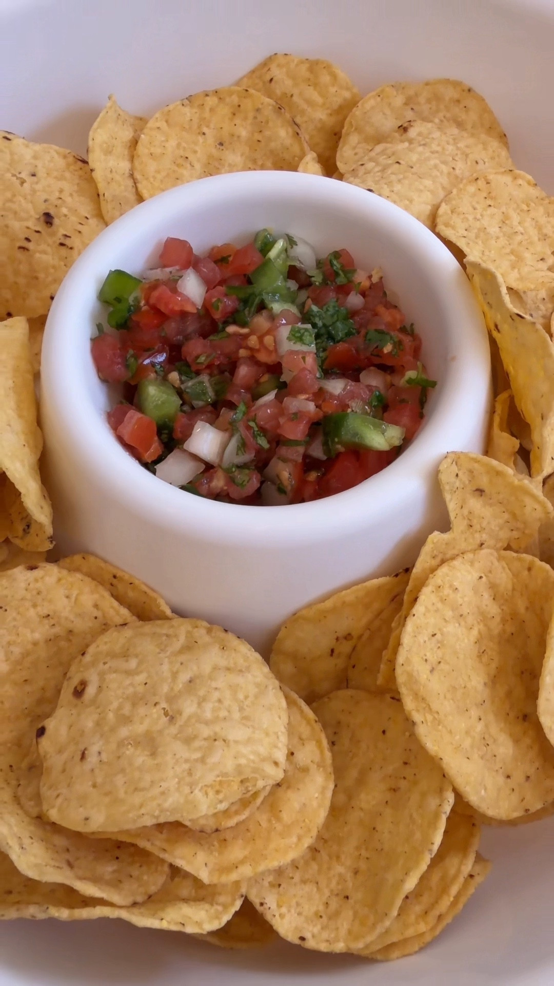 Quick homemade pico de gallo fresh, easy, and ready in under a minute.

Ingredients:

* 3 medium tomatoes
* 1/4 white onion
* 1 jalapeño (seeds removed for less spice)
* 2 tbsp fresh cilantro
* Juice of 1/2 lime
* Salt to taste

Instructions:

1. Add tomatoes, onion, jalapeño, and cilantro to your veggie chopper.
2. Press/chop until everything is evenly diced.
3. Pour into a bowl.
4. Add lime juice and a pinch of salt.
5. Mix and serve.

#picodegallo
#freshsalsa
#easyrecipes
#kitchenhacks

#LTKfoodie #LTKmomlife #LTKHome