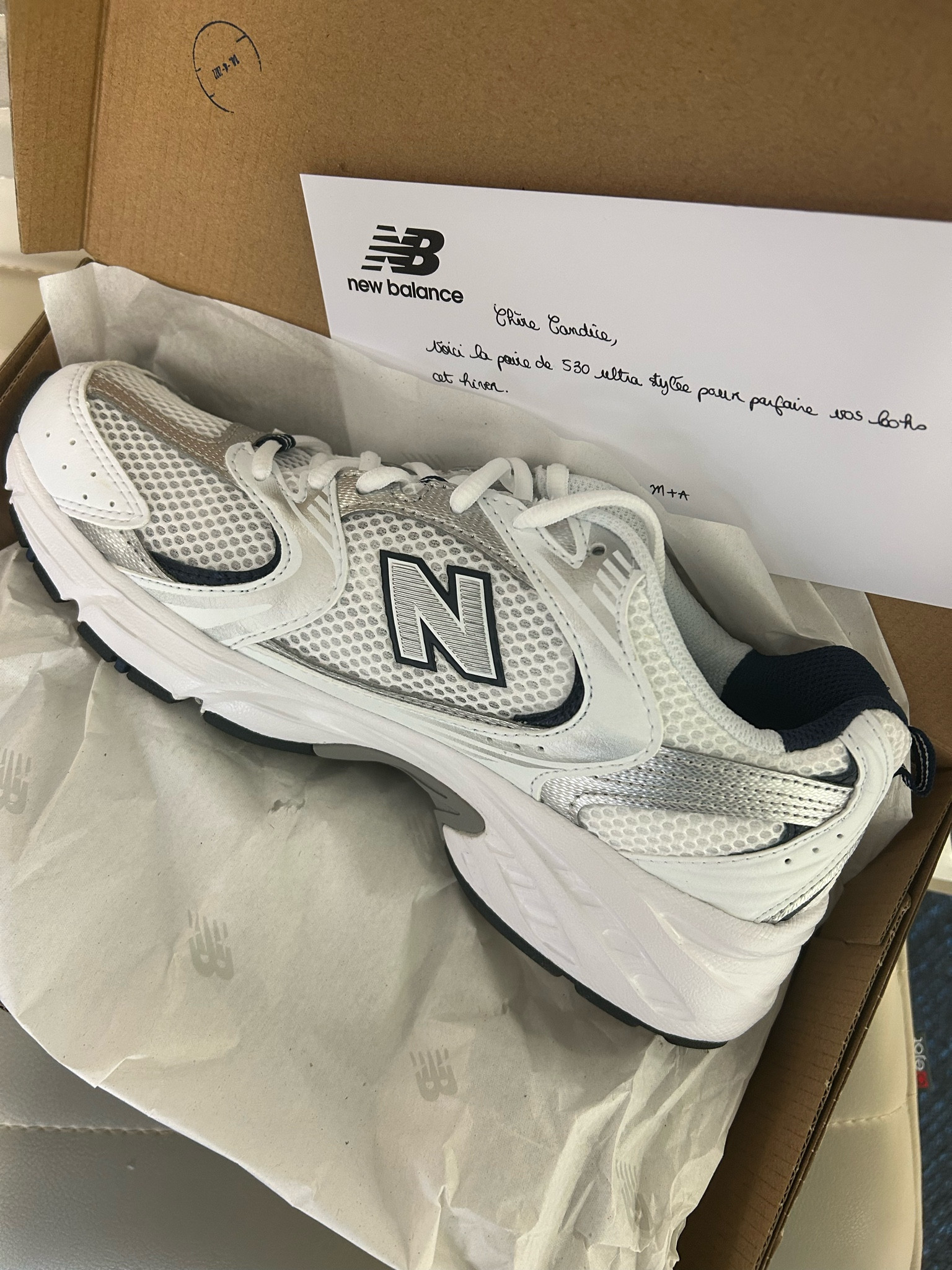 Ma paire de basket préférée pour l’hiver 2022 ? Les New Balance 530 pour femme qui ne se démodent jamais. 

CODE PROMO : HELLO (-10% supplémentaires à votre inscription sur le site Foot Locker ! 

#basket #newbalance #sneaker #newbalance530 #salesalert #achatsdenoel #sneakers #ltkunder50 #falloutfit #ltkcyberweek #530 #christmasgift 

#LTKSeasonal #LTKunder100 #LTKeurope