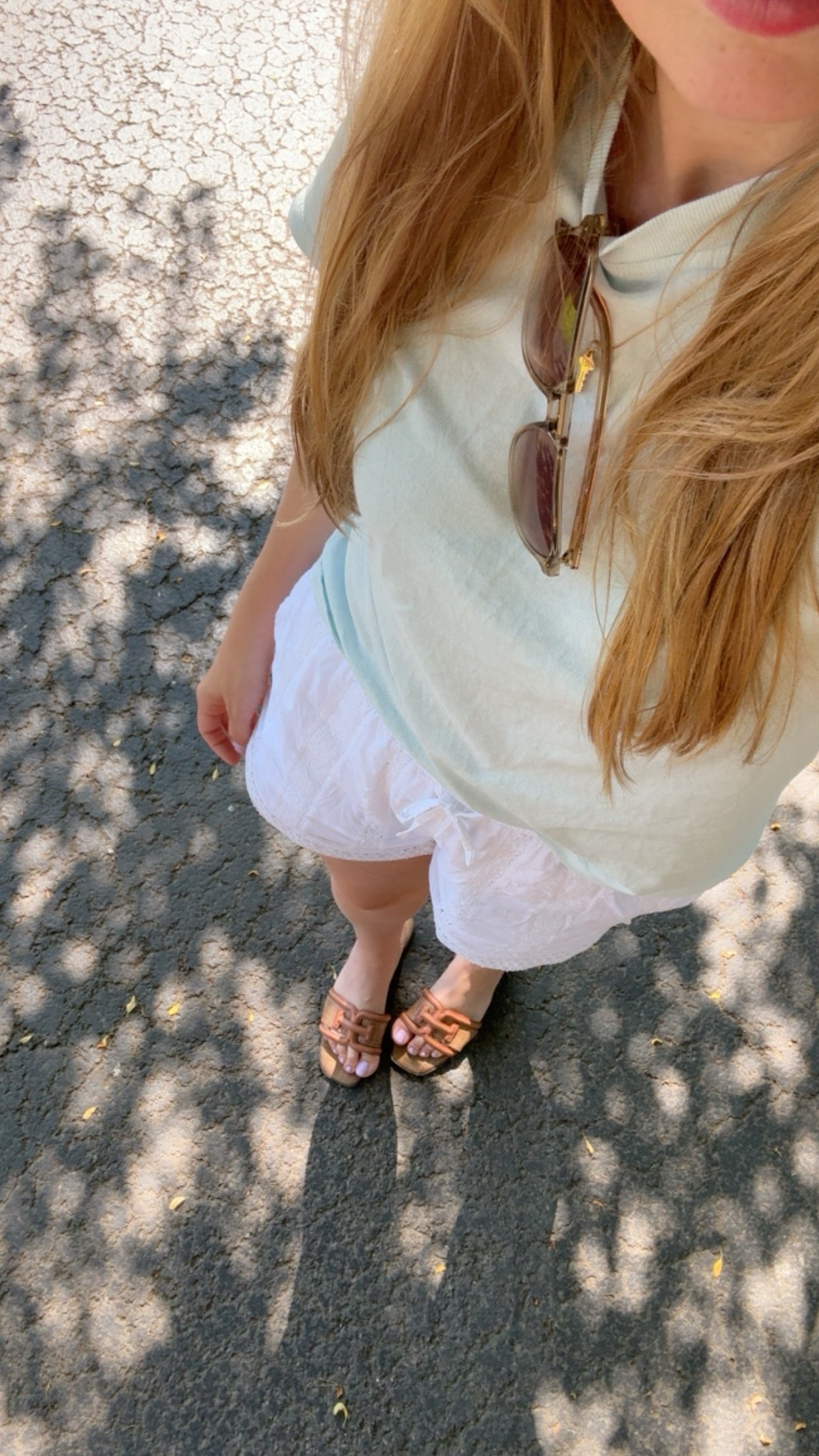 Cotton shorts, slide sandals, aviator sunglasses, cool girl sunglasses, white shorts, summer outfit, casual summer outfit

#LTKootd #LTKSeasonal #LTKmomlife