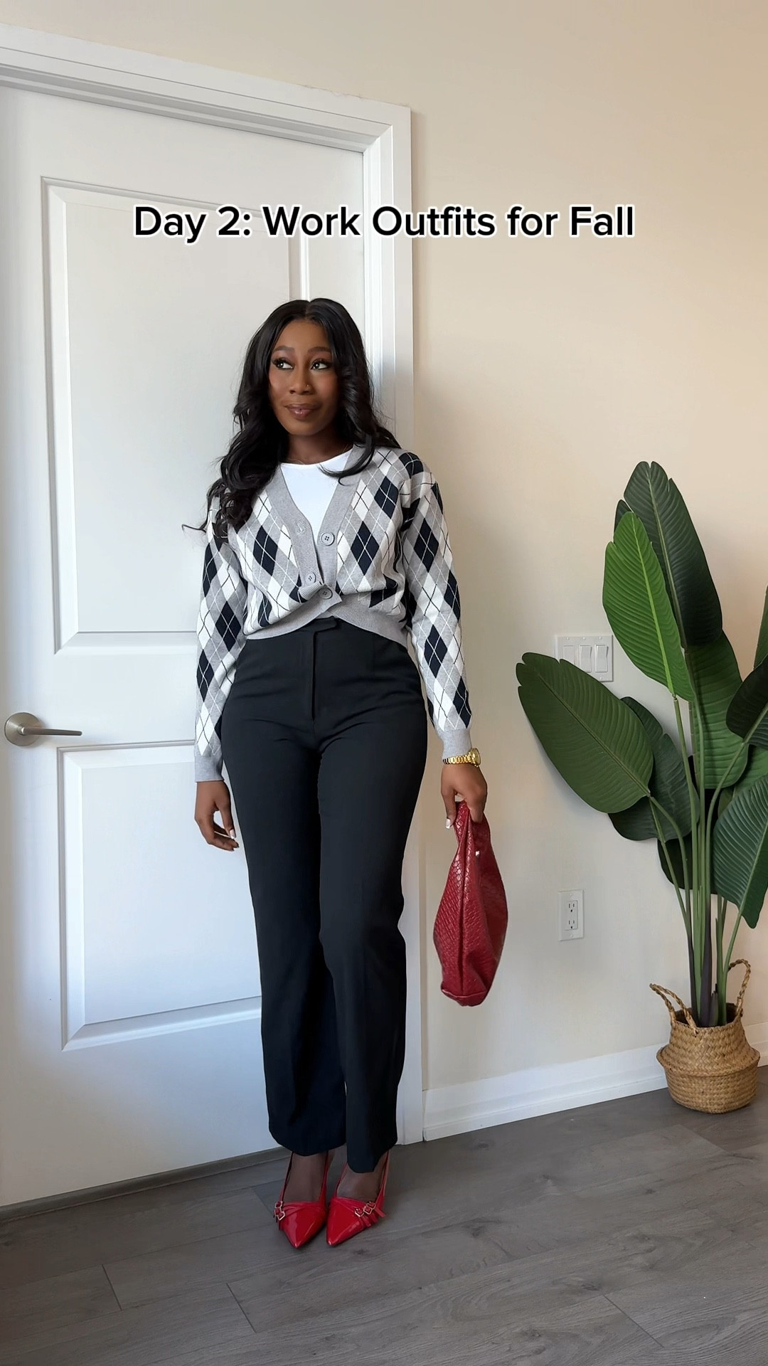 Fall office vibes 🍁 Keeping it polished yet comfy with classic neutrals and must-have layers. Shop my full look on LTK! #FallFashion #WorkwearEssentials #OOTD 

#LTKautumn #LTKworkwear #LTKcanada