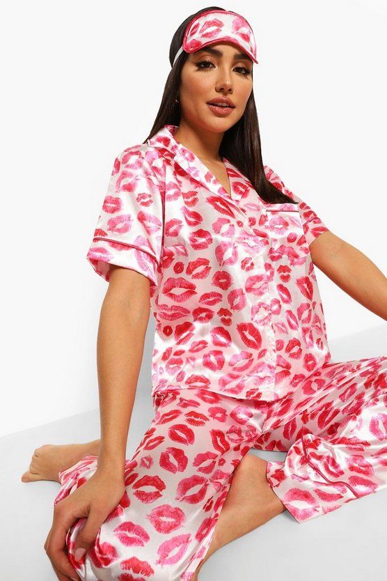 Valentines Lip Print Satin Pyjamas and Mask Set | Boohoo.com (US & CA)