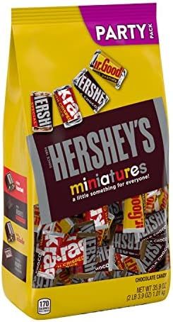 HERSHEY'S Miniatures Assorted Chocolate Candy Bars, Individually Wrapped, 35.9 oz Bulk Party Pack | Amazon (US)