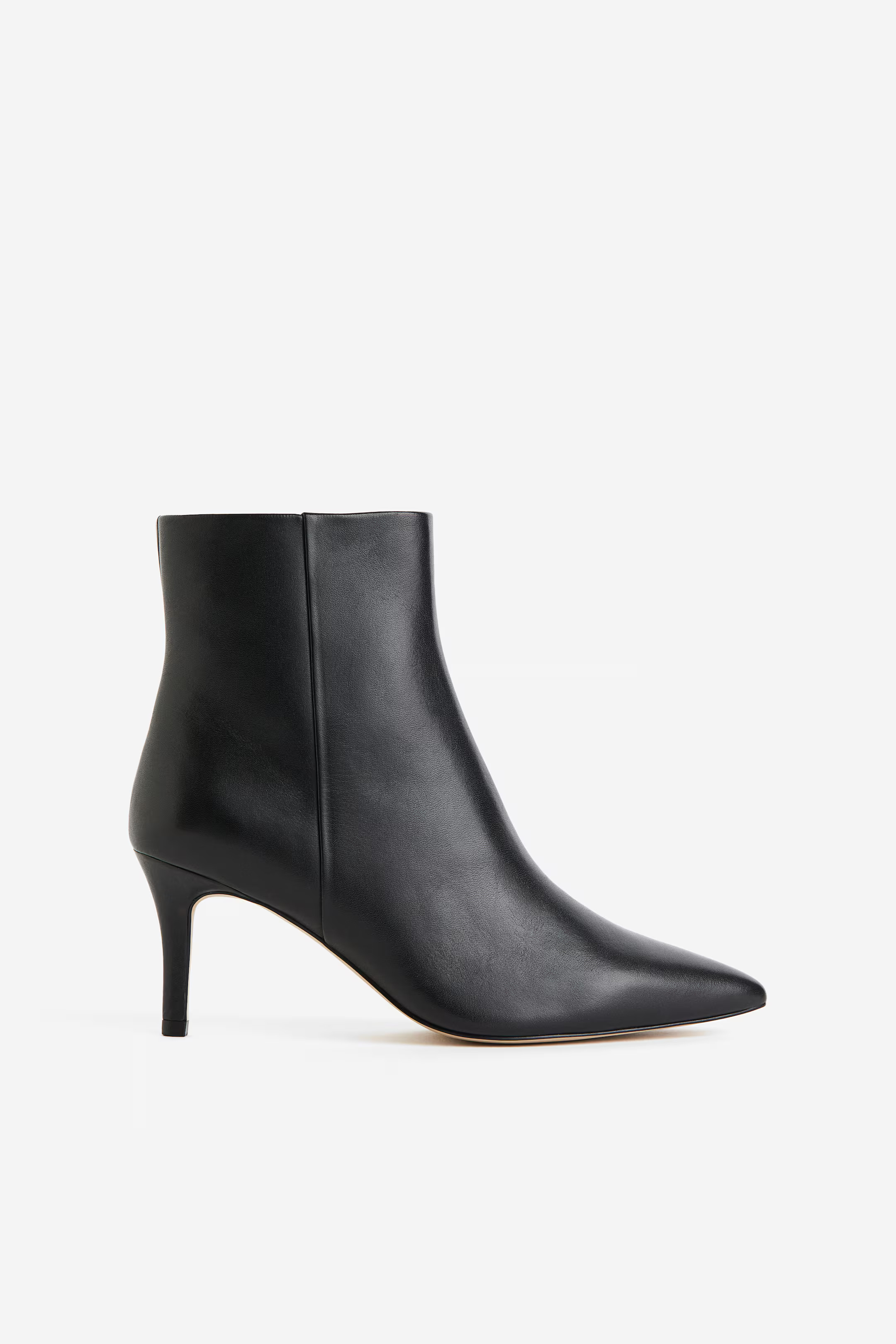 Pointed leather boots | H&M (UK, MY, IN, SG, PH, TW, HK)