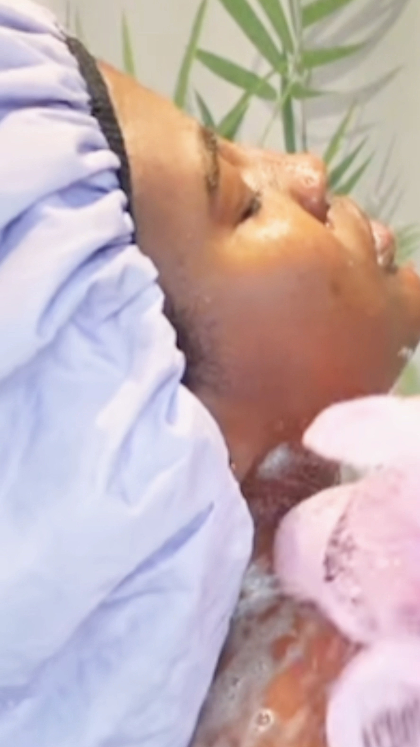 My morning shower routine that has me smelling 👃🏿🌸 #showerroutine #selfcare

#LTKBeauty #LTKFindsUnder50 #LTKU