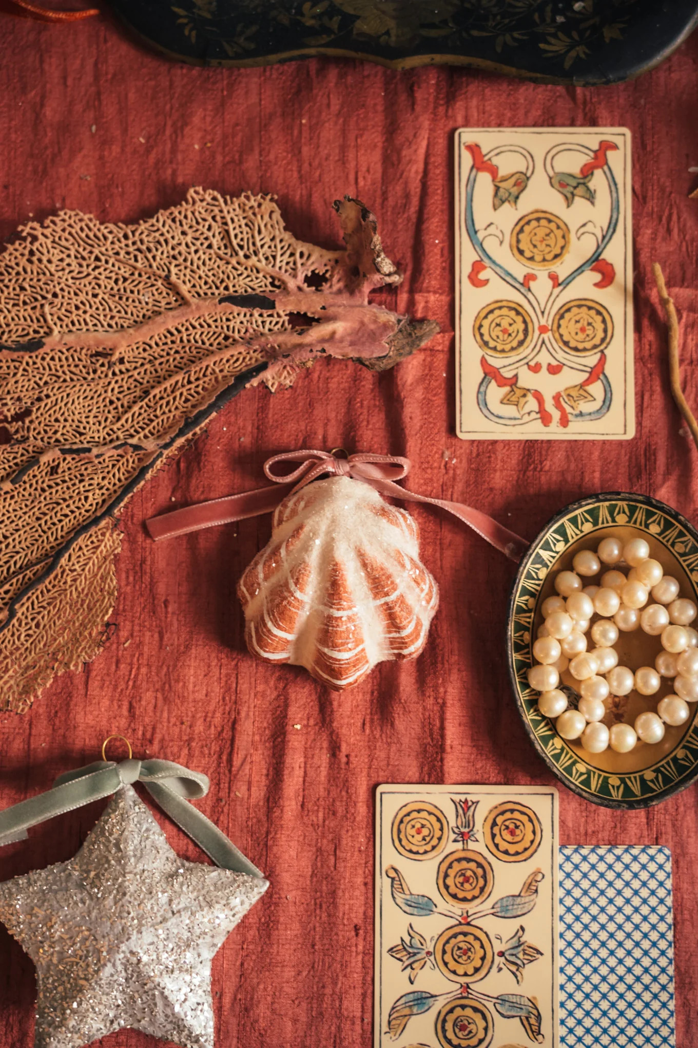 Cockle Gilded Shell Ornament in Natural | Parterre