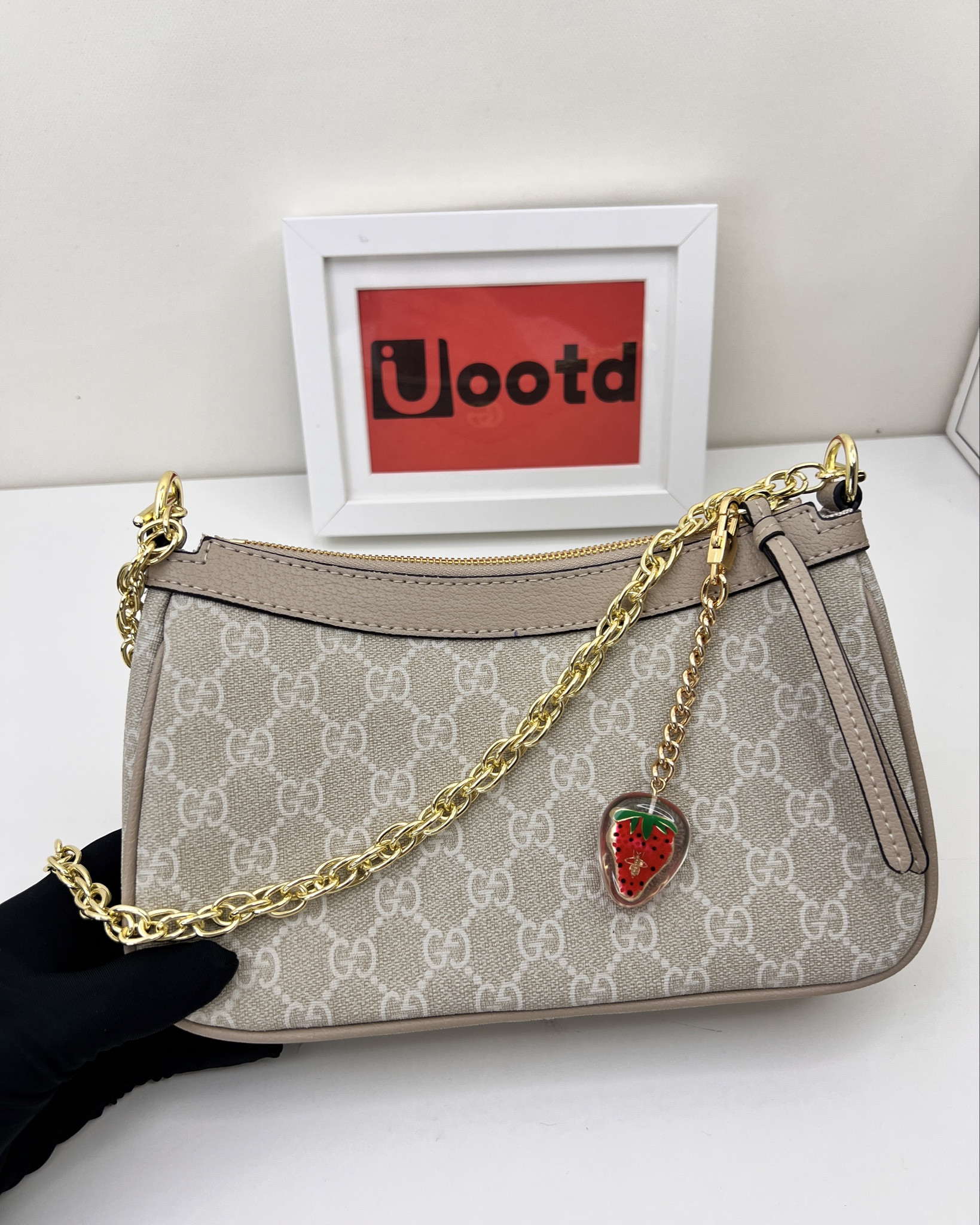 Gucci Ophidia cross body bag

#LTKGiftGuide #LTKfitness #LTKitbag