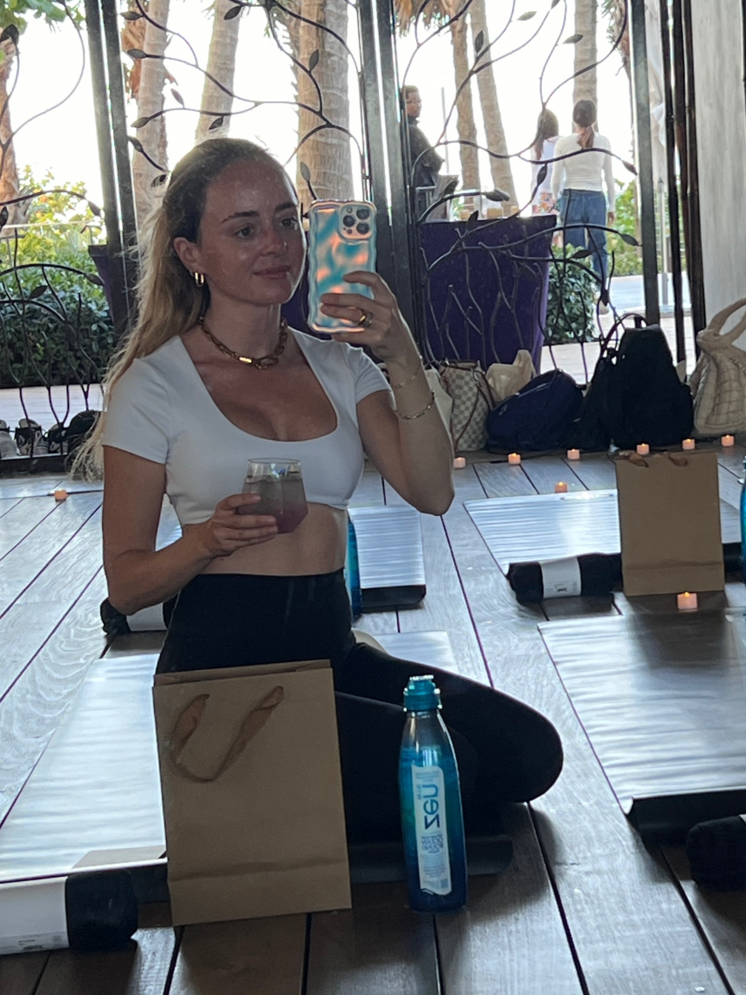 Grow with the flow 🤍 I love a black and white athletic 👀 look. Wearing size xs top and bottom. 

#yoga 
#pilates 
#exerciselook